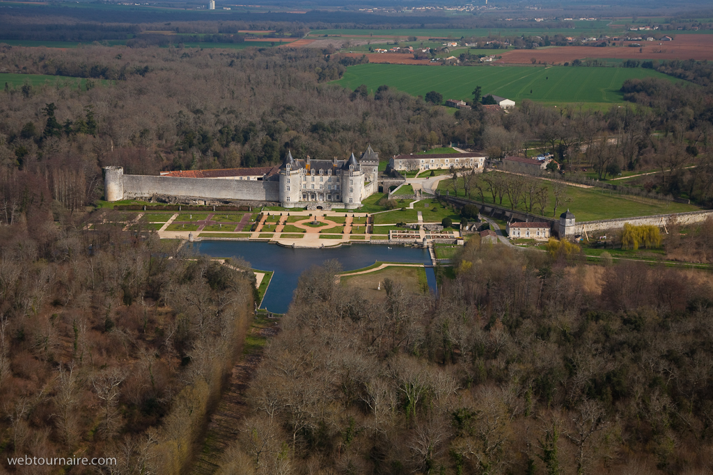 Saint Porchaire - Charente - maritime - 17