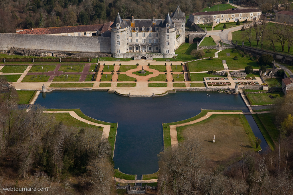 Saint Porchaire - Charente - maritime - 17