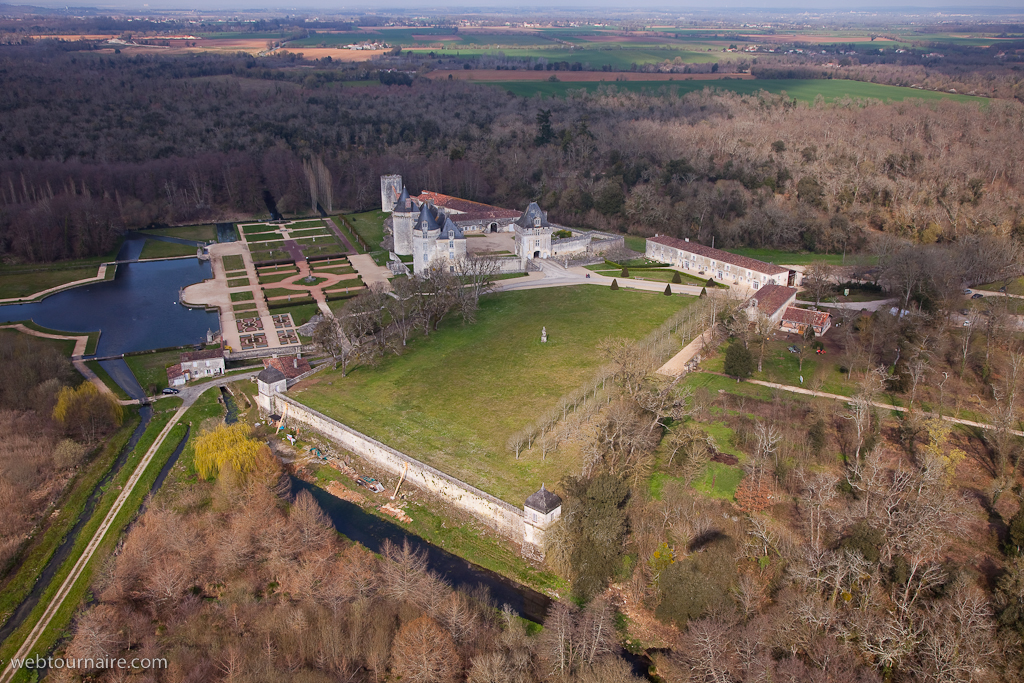 Saint Porchaire - Charente - maritime - 17