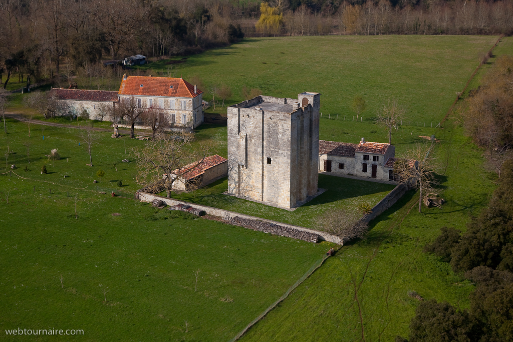 Saint-Sulpice-d'Arnoult - Charente maritime - 17