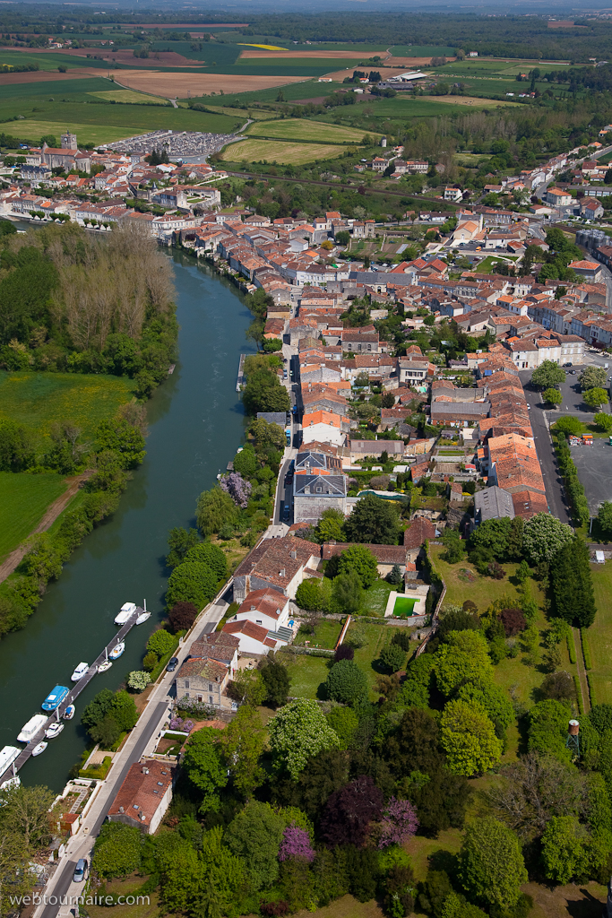 Saint Savinien - Charente maritime - 17