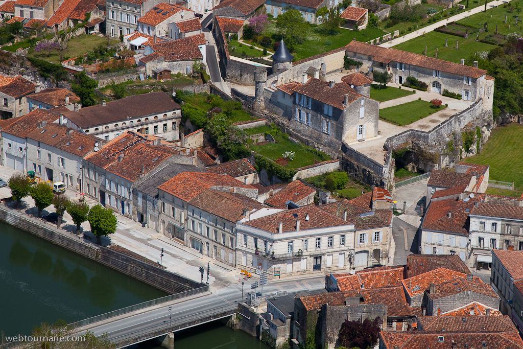 Saint Savinien - Charente maritime - 17