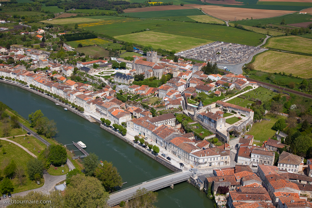 Saint Savinien - Charente maritime - 17
