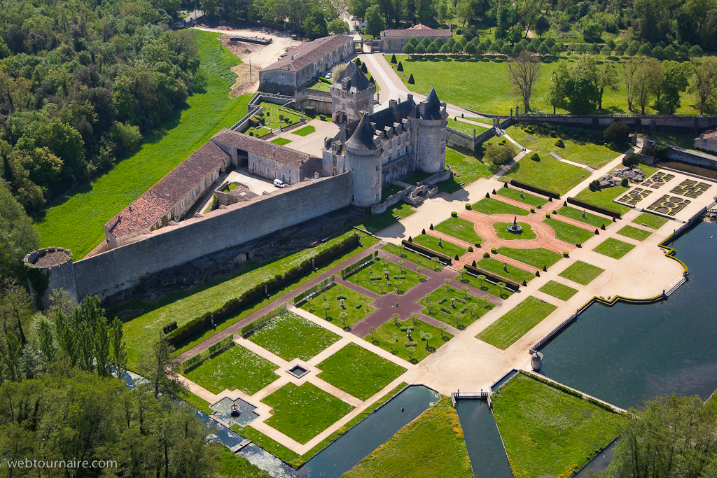 Saint Porchaire - Charente - maritime - 17