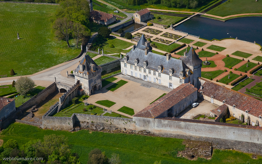 Saint Porchaire - Charente - maritime - 17