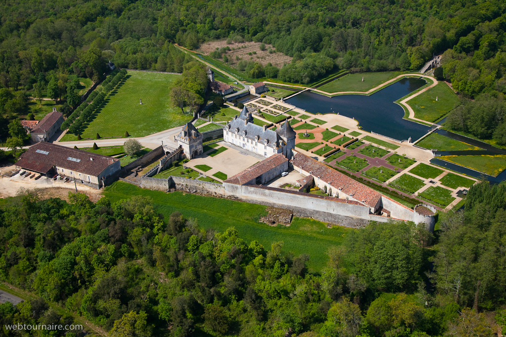 Saint Porchaire - Charente - maritime - 17